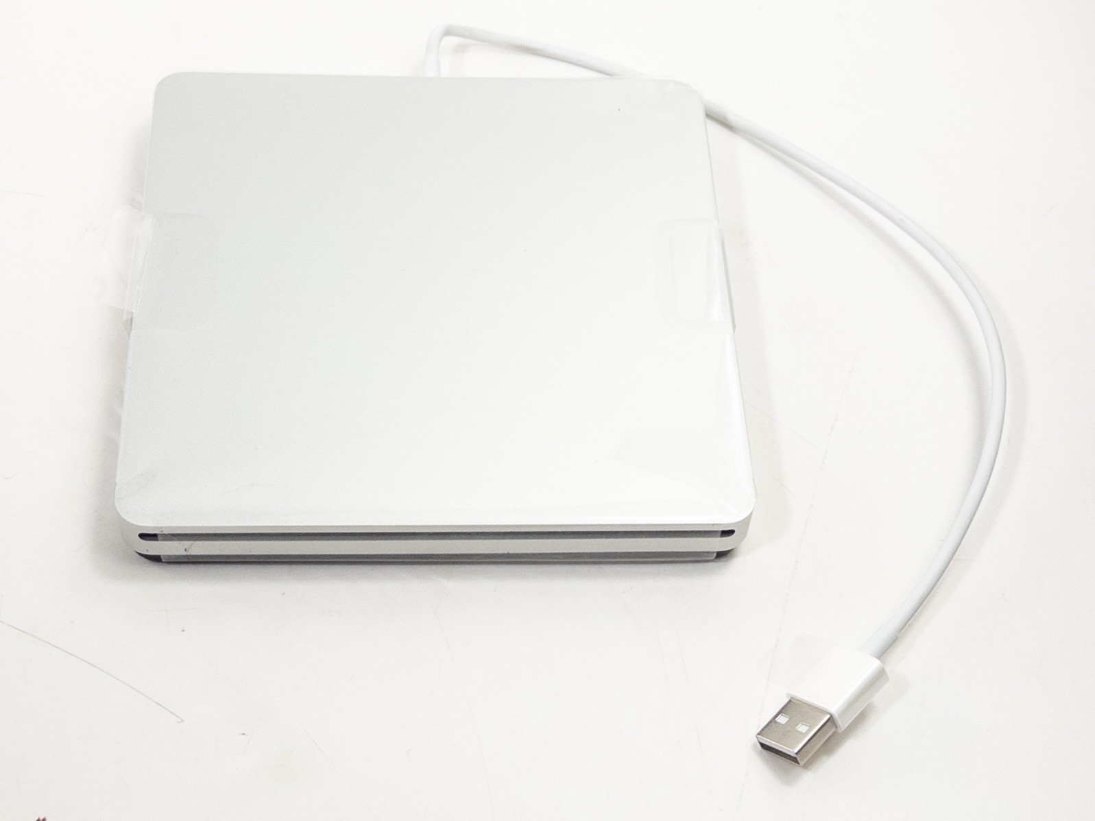 Apple USB SuperDrive Model A1379 USB 2.0 External Optical CD-RW/DVD-RW, Sealed
