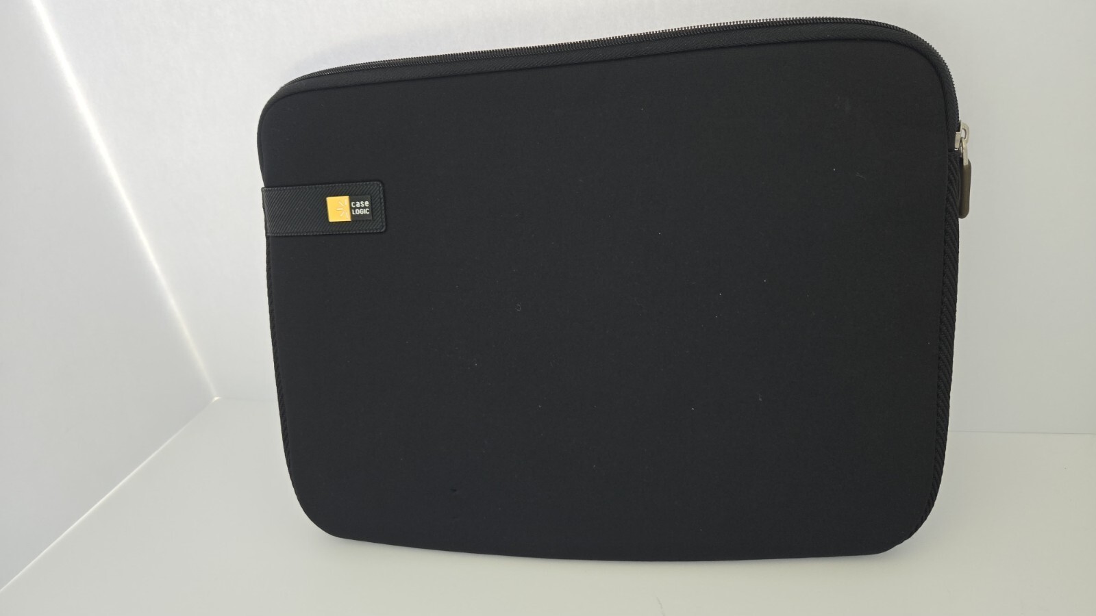 Case Logic 13-14" Laptop Sleeve Case Neoprene Zippered Cover Soft Bag (COD0325)