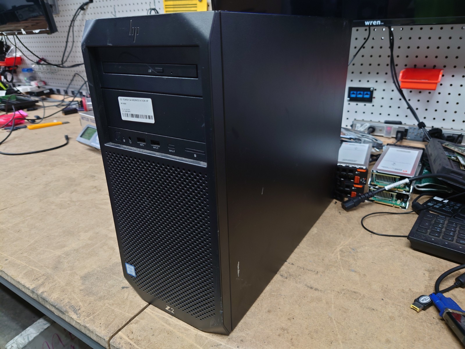 HP Z2 G4 8th Gen Workstation i7-8700 8GB RAM No HDD
