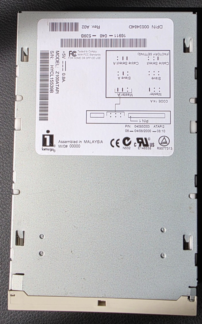 Iomega 100M Z100a Internal IDE Drive
