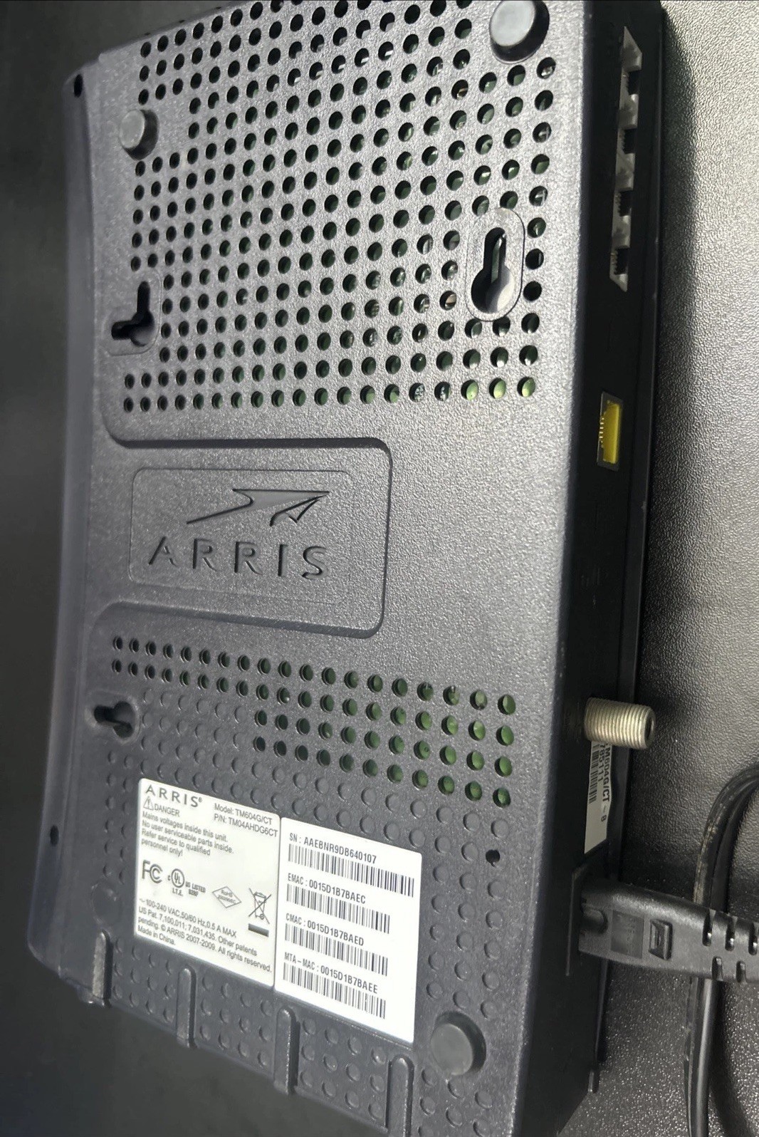 Arris TM604G/CT Cable Modem  Internet & Telephone with power cord + Battery