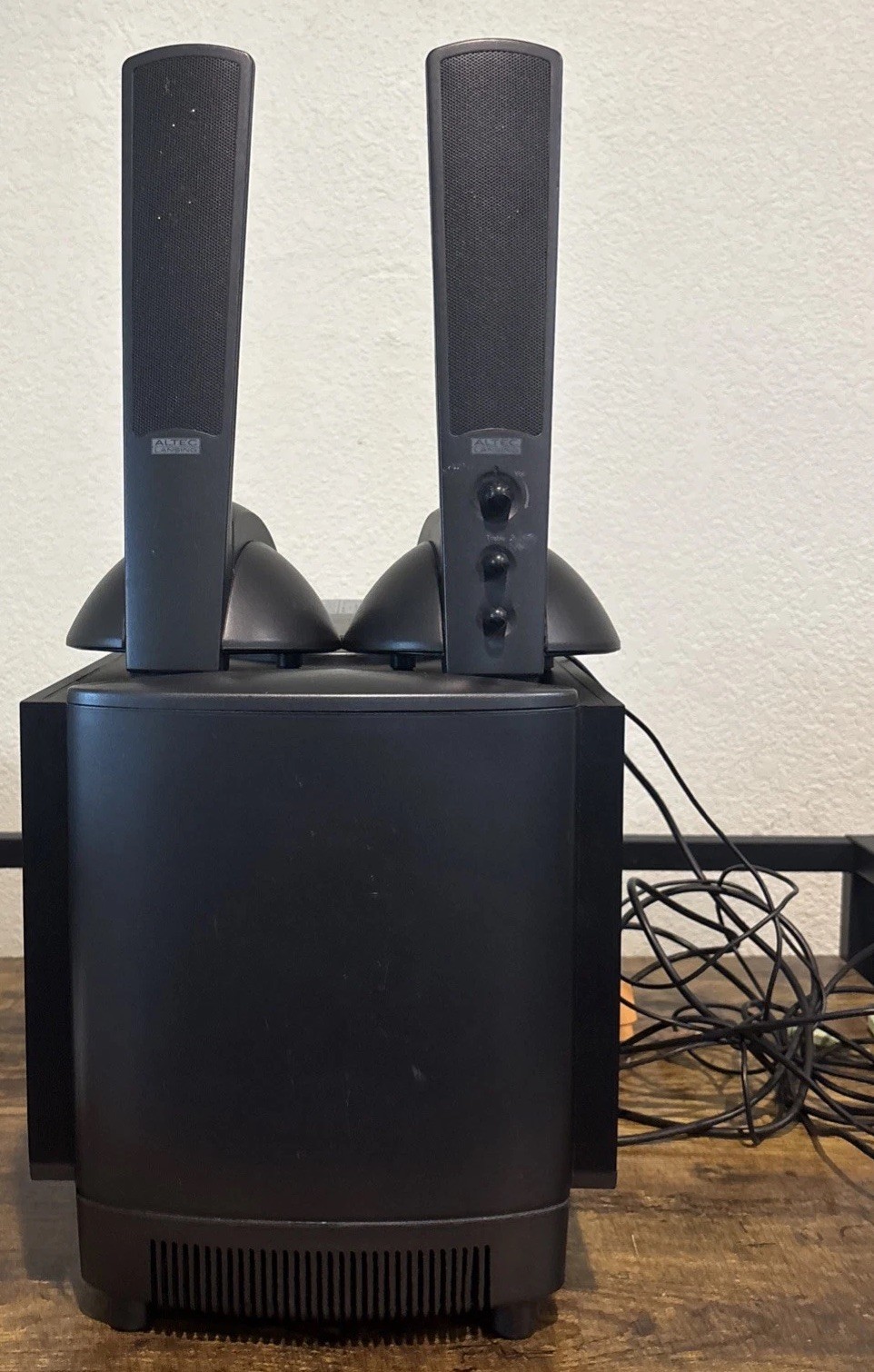Altec Lansing ATP3 Computer Speaker System 2.1 w/ Powered Subwoofer & Satellites