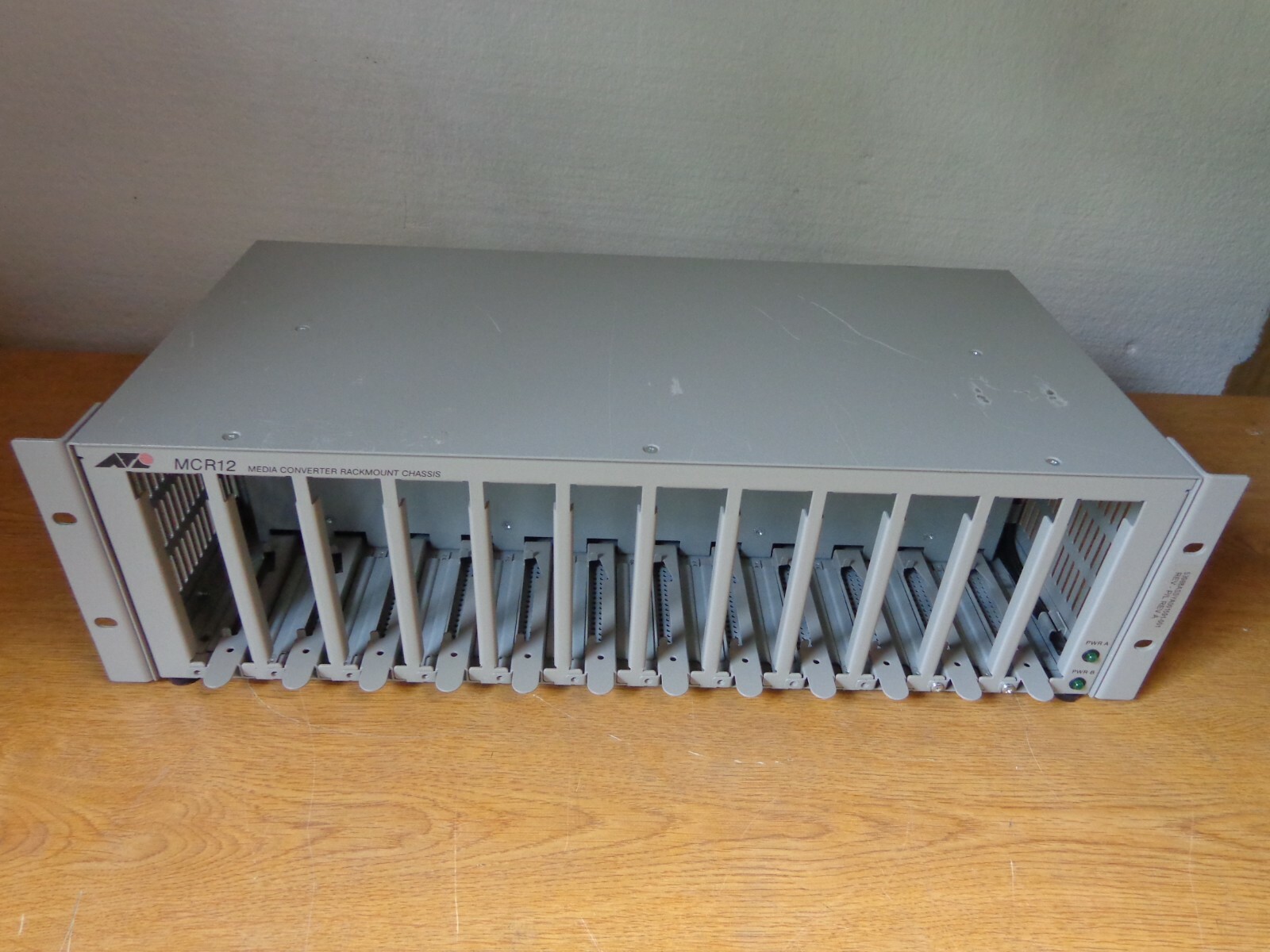 ATI Allied Telesyn MCR12 Media Converter Rackmount Barebone Chassis AT-MCR12