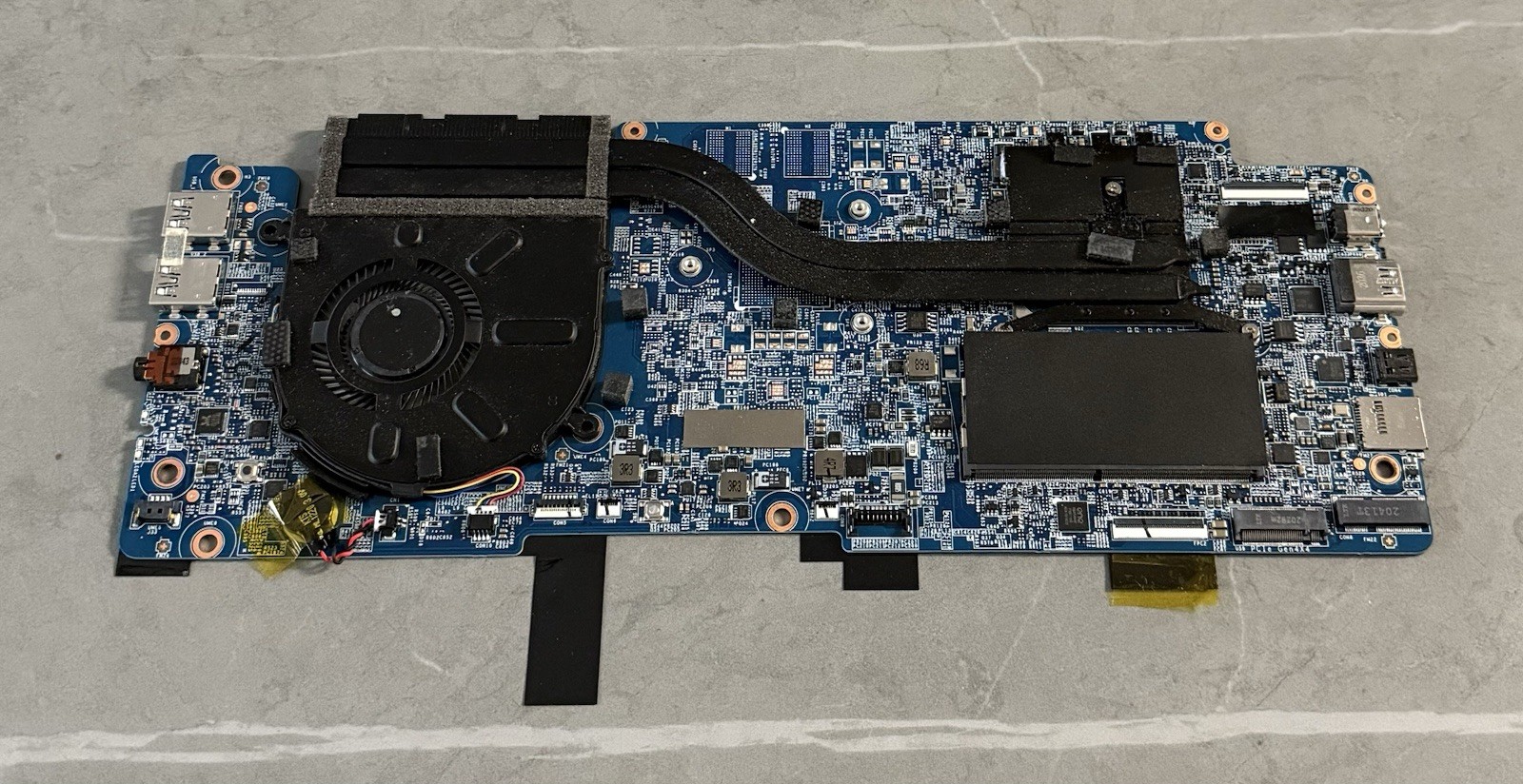 MSI Summit B14 A11M MS-14D2 OEM Motherboard i5-1135G7 2.4GHz Genuine