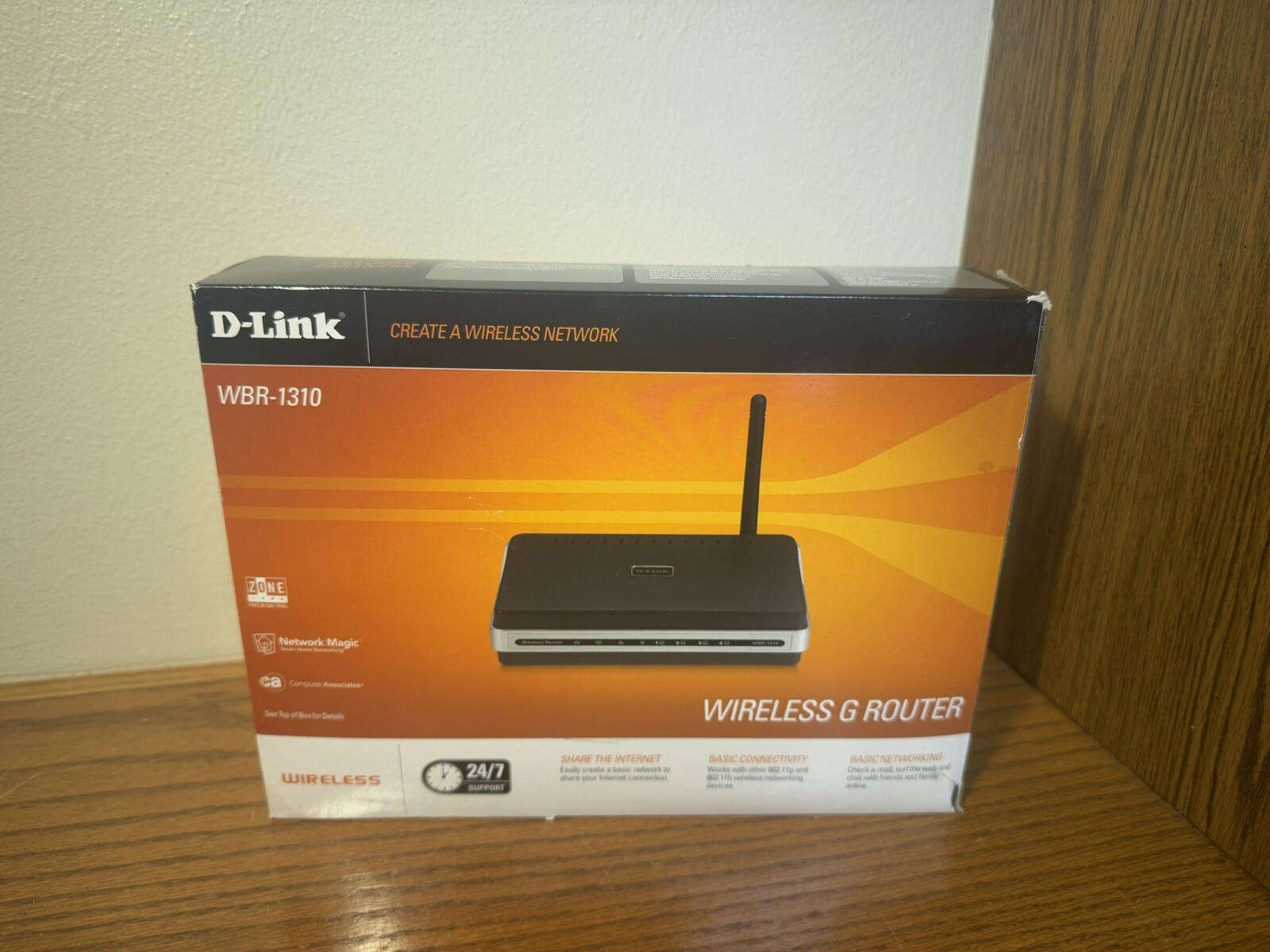 D-Link WBR-1310 54 Mbps 4-Port 10/100 Wireless G Router