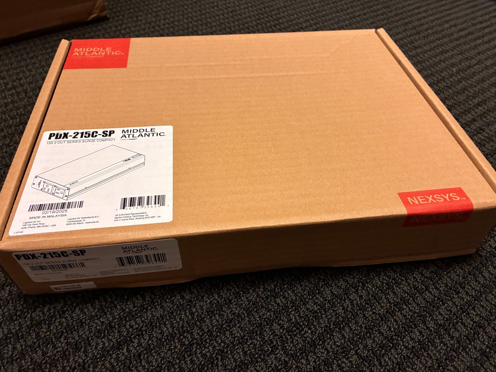 Middle Atlantic PDX-215C-SP NEXSYS Series Compact Power Distribution Unit