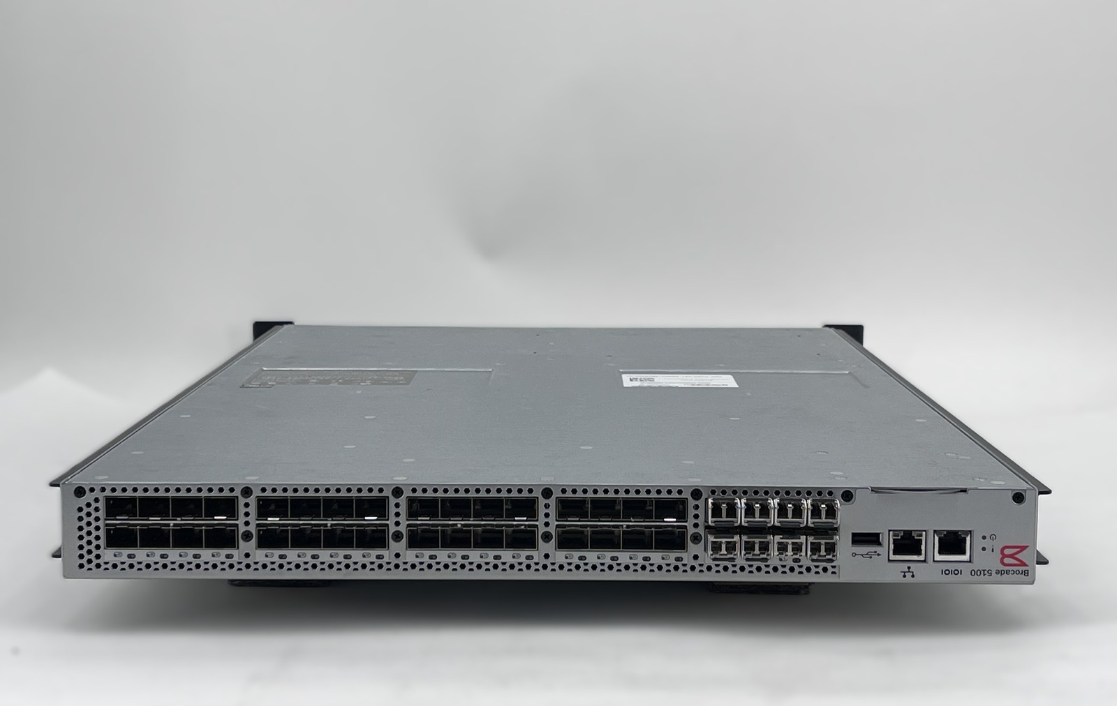 Brocade 5100 0W848F 40-Port 8Gb Fibre Channel Switch