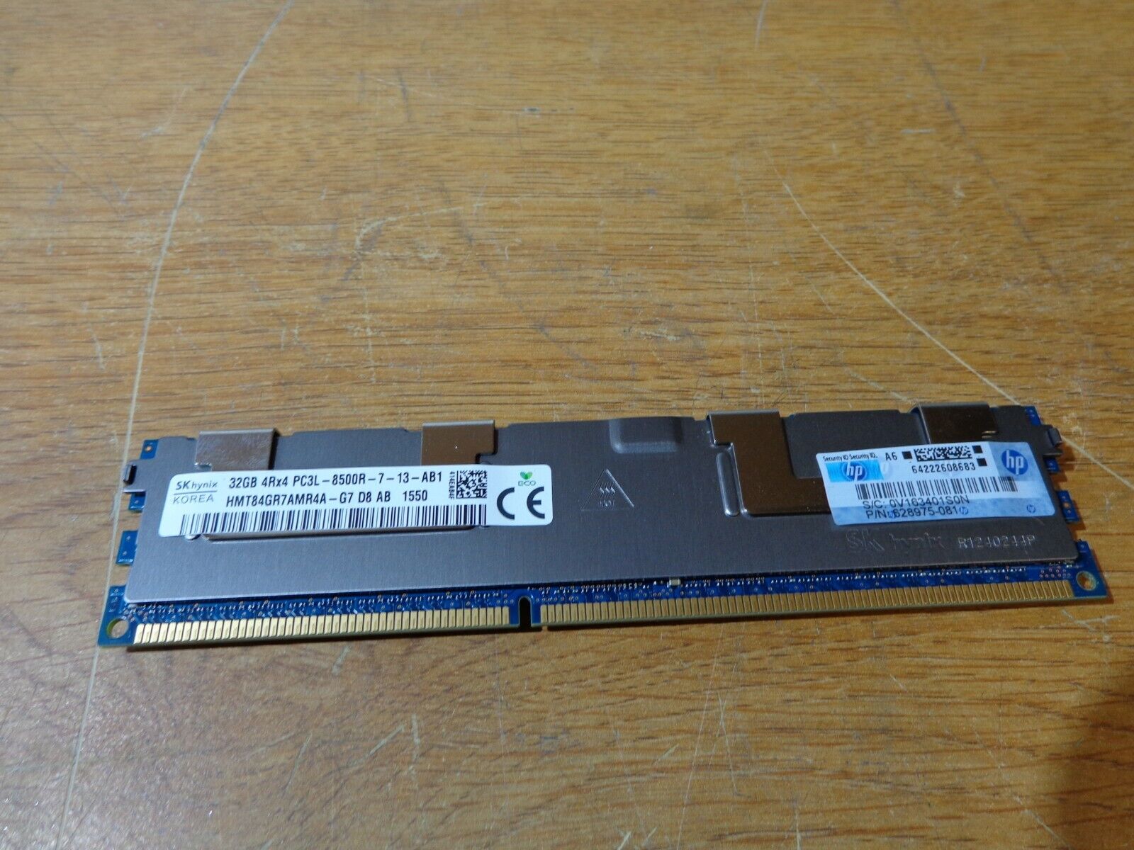 HP Samsung 32GB (1x32GB) PC3L-8500R Server Memory M393B4G70BM0-YF8 628975-081