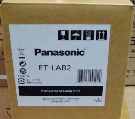 Genuine PANASONIC PT-LB2U, PT-LB3, PT-LB3E Projector Lamp ET-LAB2, ET-LAB3