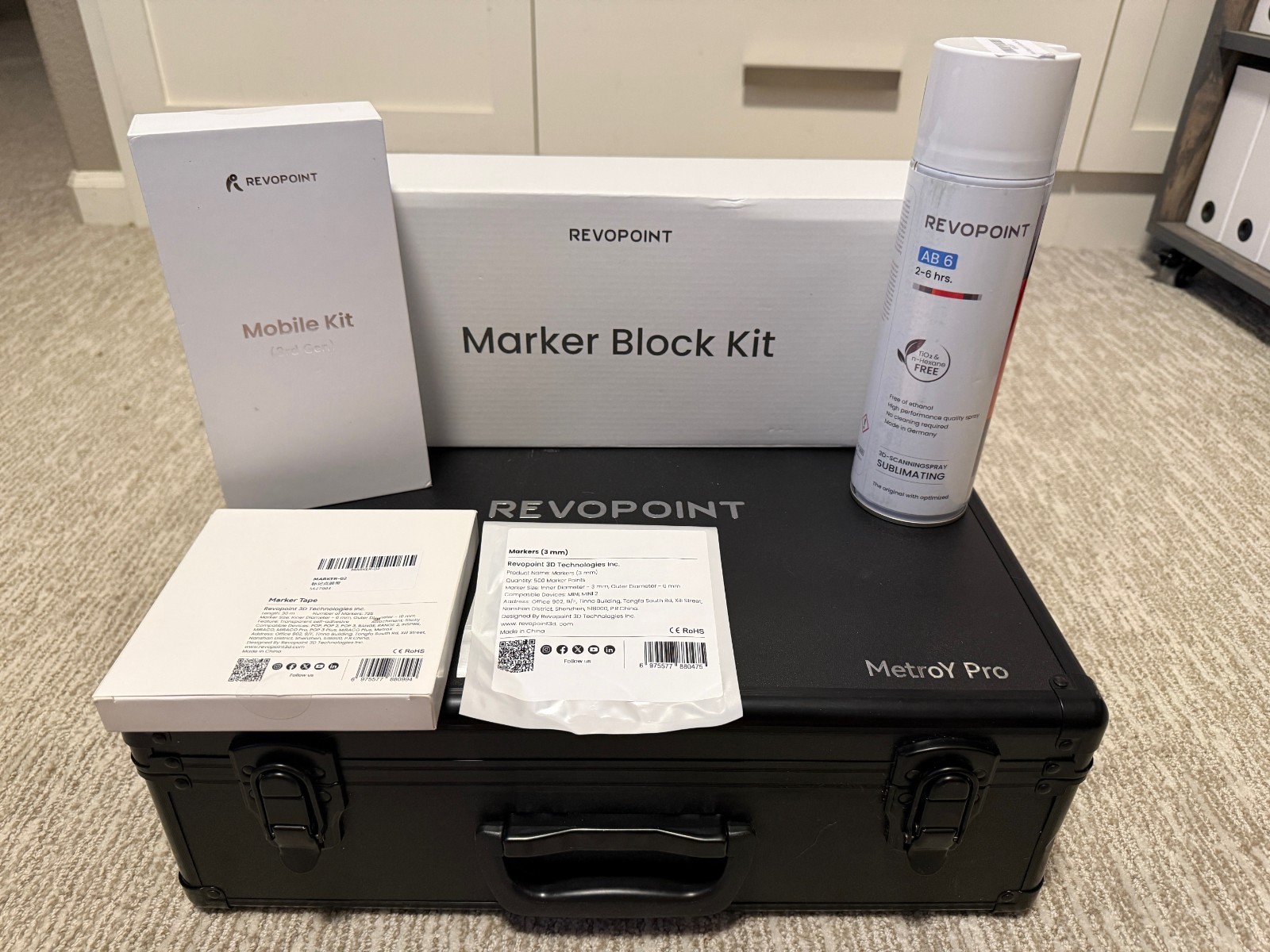 NEW Revopoint MetroY PRO 3D Laser Scanner and Marker Block Kit w/accessories