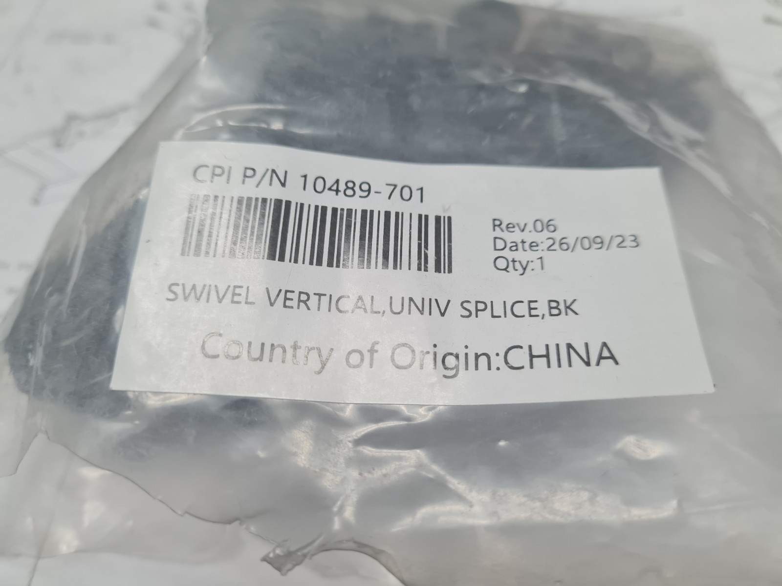 New CPI Chatsworth 10489-701 Vertical Swivel Splice Kit Black Ships FREE