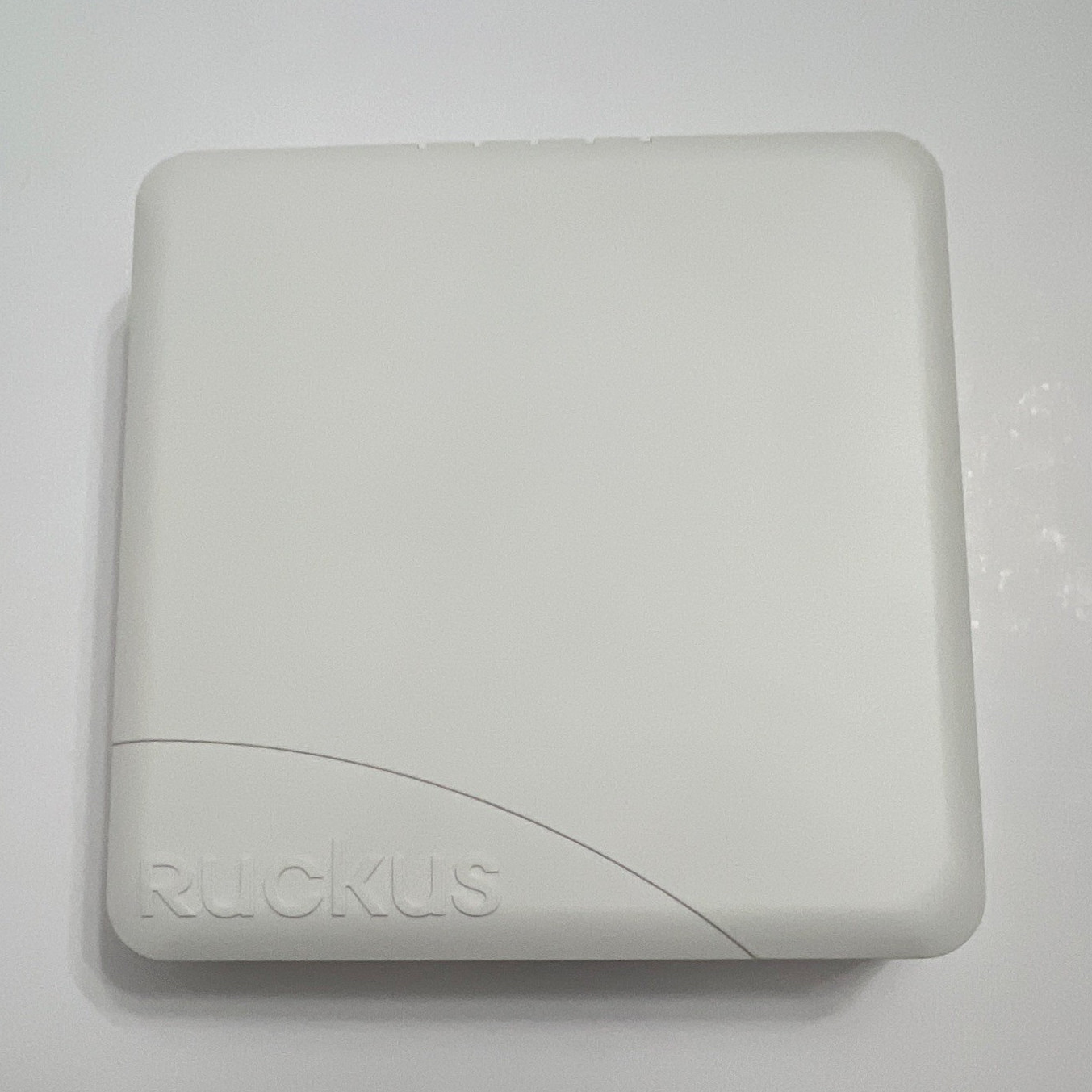 Ruckus ZoneFlex R500 901-R500-US00 Dual-Band Wireless AP 867Mbps White