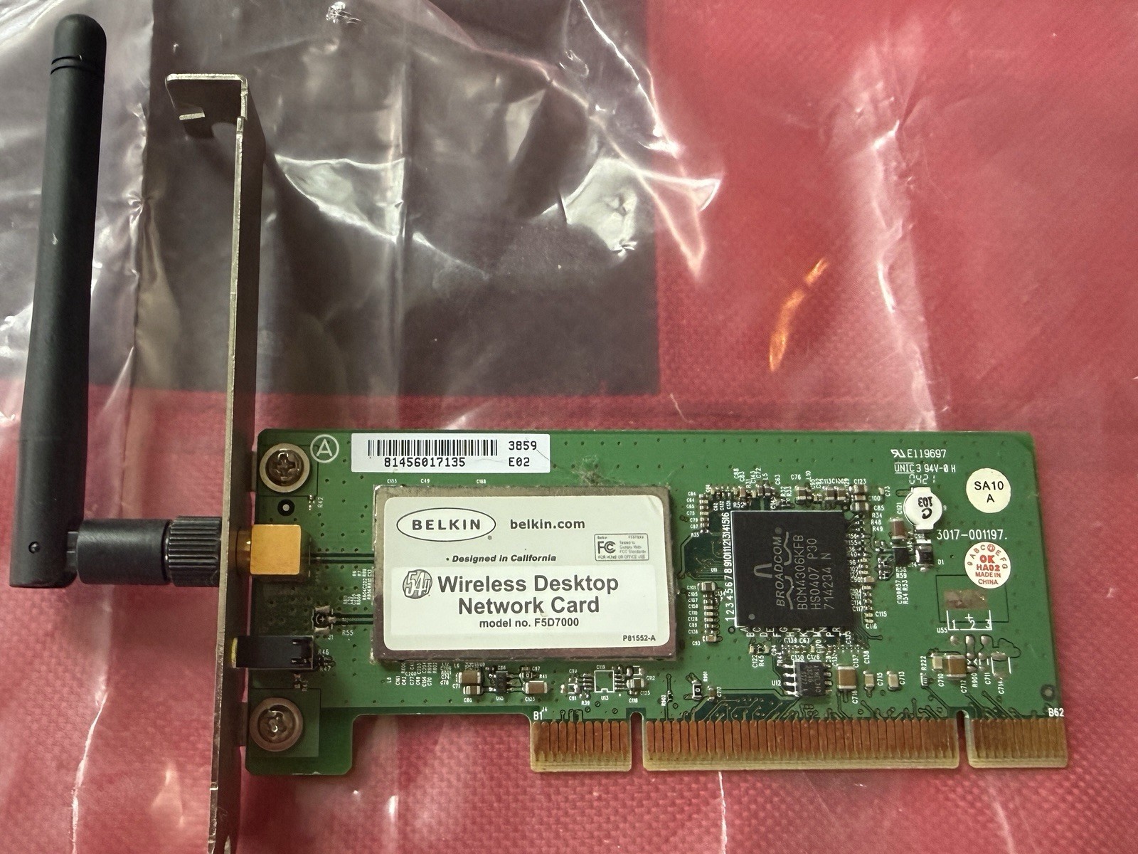 Belkin 54 Mbps 2.4GHz PCI Wireless G Desktop Network Card F5D7000 -USED