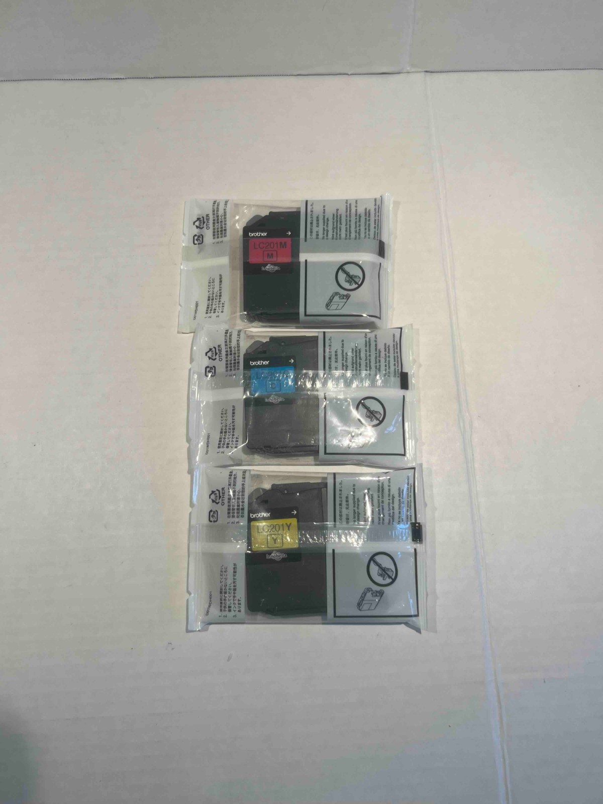 Brother LC201 Genuine Ink Cartridges Cyan Magenta Yellow 3-Pack Innobella