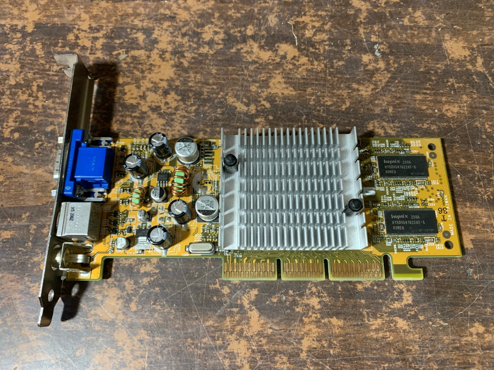 Vintage AGP HP ASUS 5187-1954 Graphics Card * S Video / VGA *