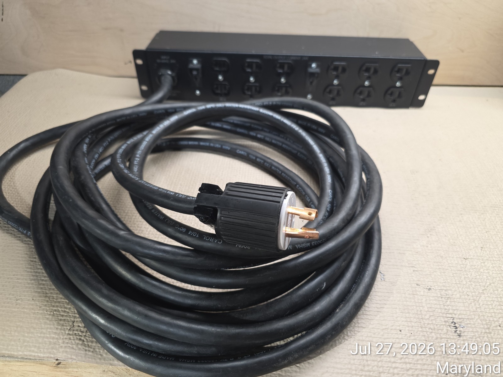 APC Rack PDU Extender, Basic, 2U, 30A, 120V, (12)5-20Surge Protector