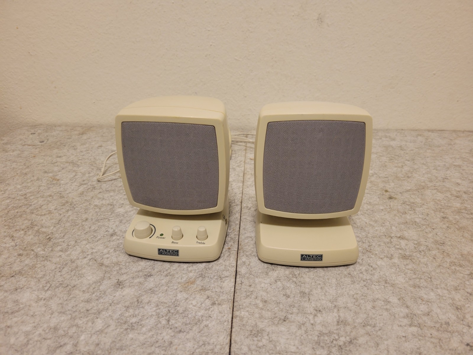 Altec Lansing Computer Speaker ACS340 Multimedia Wired 3.5mm System Tested Works