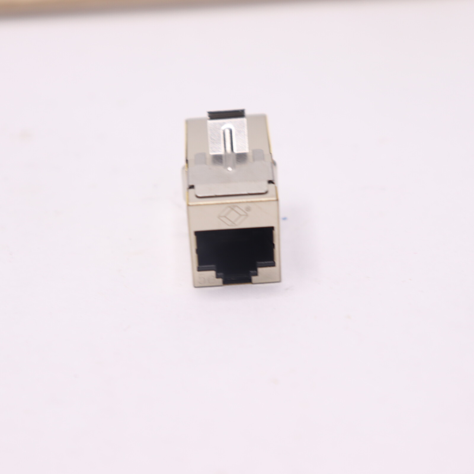 Black Box CAT5e Shielded Straight-Pin Keystone Coupler Silver FM593