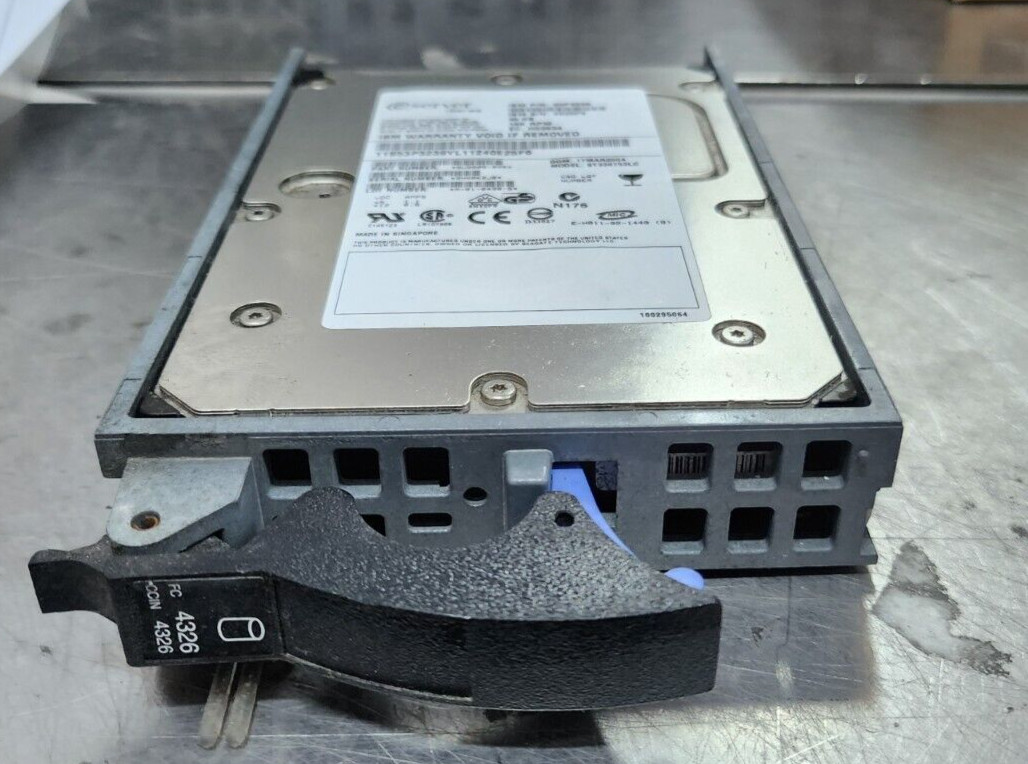 IBM FC 4326 53P3239 35GB 15K U320 SCSI 3.5” Hard Disk Drive with caddy