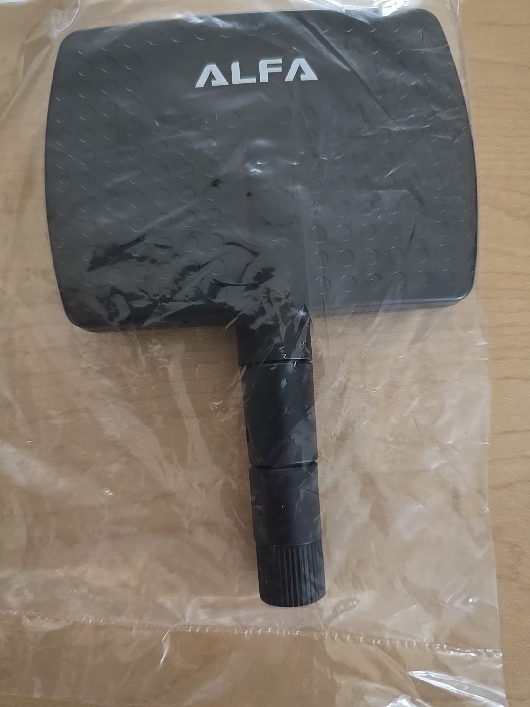 Alfa APA-M04 7 dBi gain RP-SMA directional panel antenna Wi-Fi 