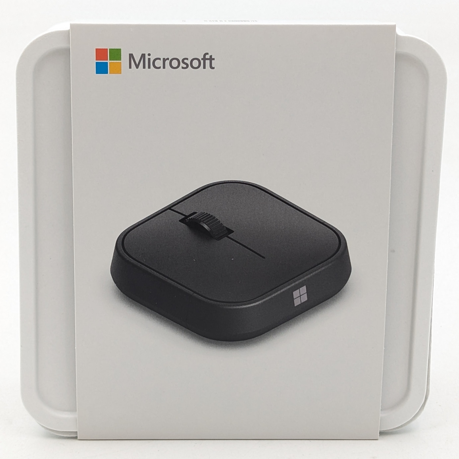 Microsoft Adaptive Mouse w/ Bluetooth 5.1 & USB 2.0 Connectivity (J41-00001)