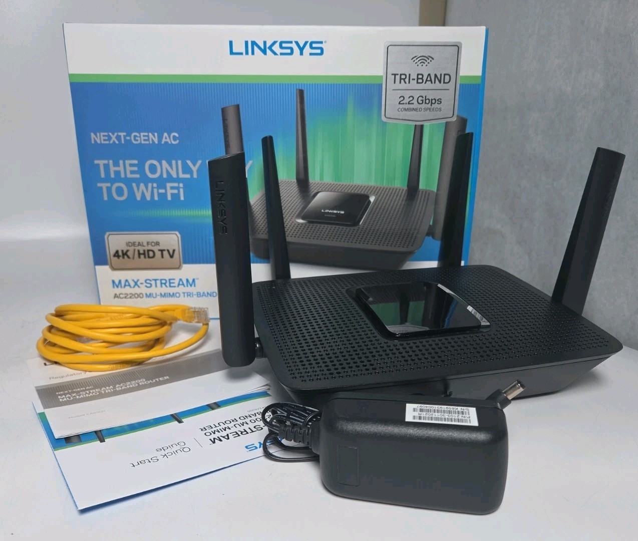 Linksys EA8300 – Max-Stream AC2200 Tri-Band WiFi Router Ideal For 4K/ HDTV ~ VG+