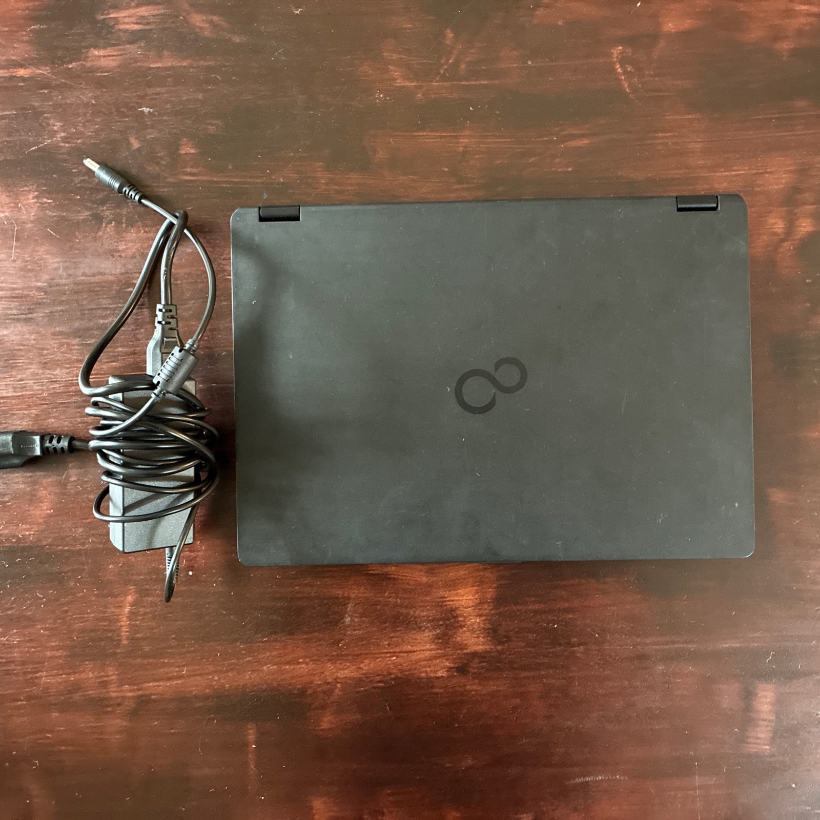 Fujitsu Lifebook U749  14" i7-8665U 4.80GHz 16GB Ram  w/ Power Cord- No SSD / OS