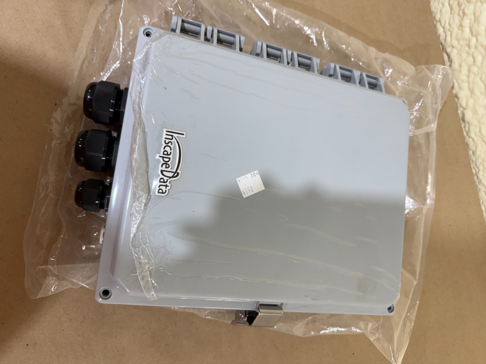 Inscape Data LPS840AF-T1 Outdoor POE Switch