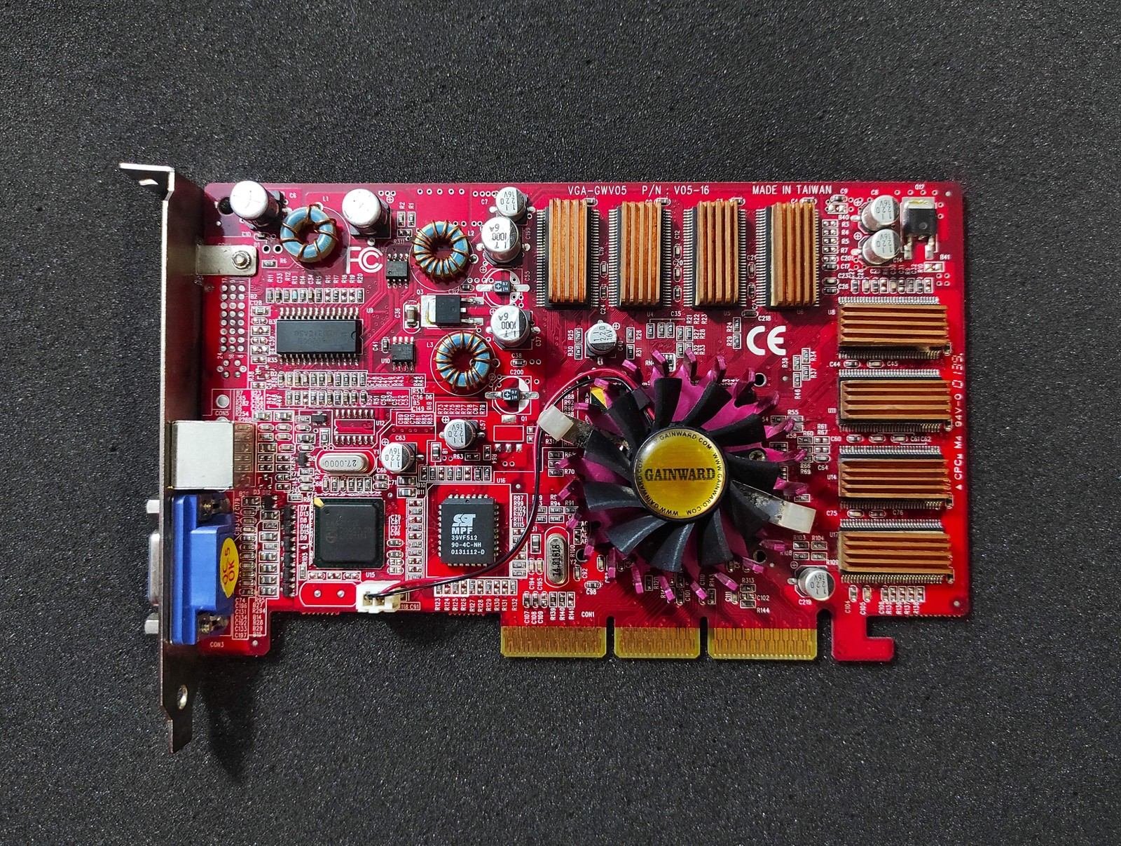 Gainward V05-16 Golden Sample NVIDIA GeForce2 Ti 64MB AGP VGA Retro Graphics Car