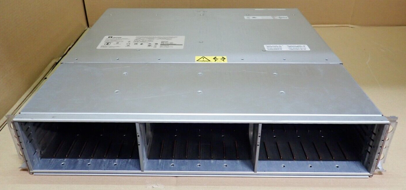 NetApp DE5600 24x 2.5" SAS Bay Storage Array E-X5681A-QS-R6 2x Controller 2x PSU