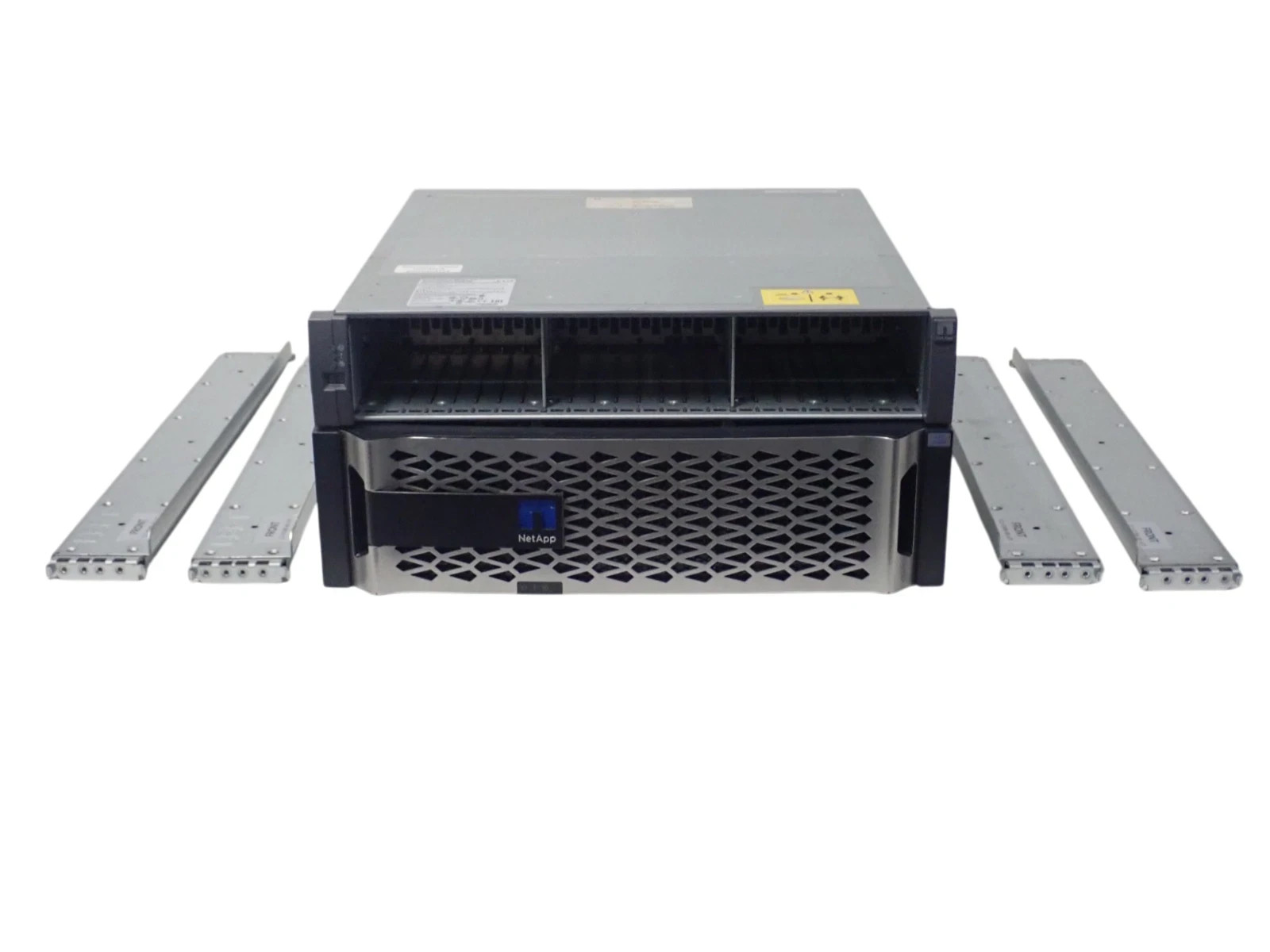 NetApp AFF A300 3U All Flash Storage System + DS224C 24-Bay 2.5" 2U Disk Shelf