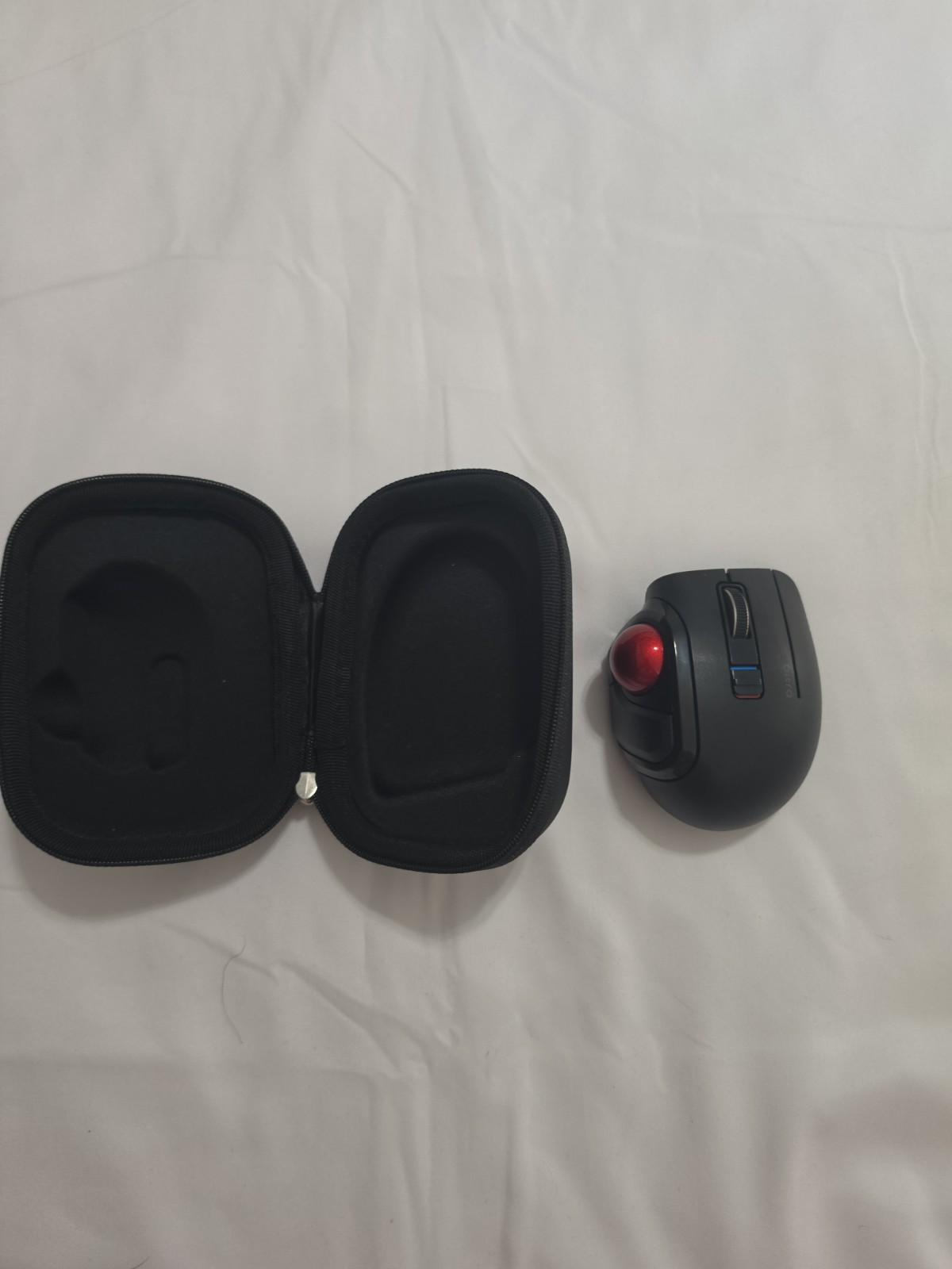 ELECOM Bitra Small Travel Trackball Mouse with Case  Bluetooth Thumb M-MT1BRSBK