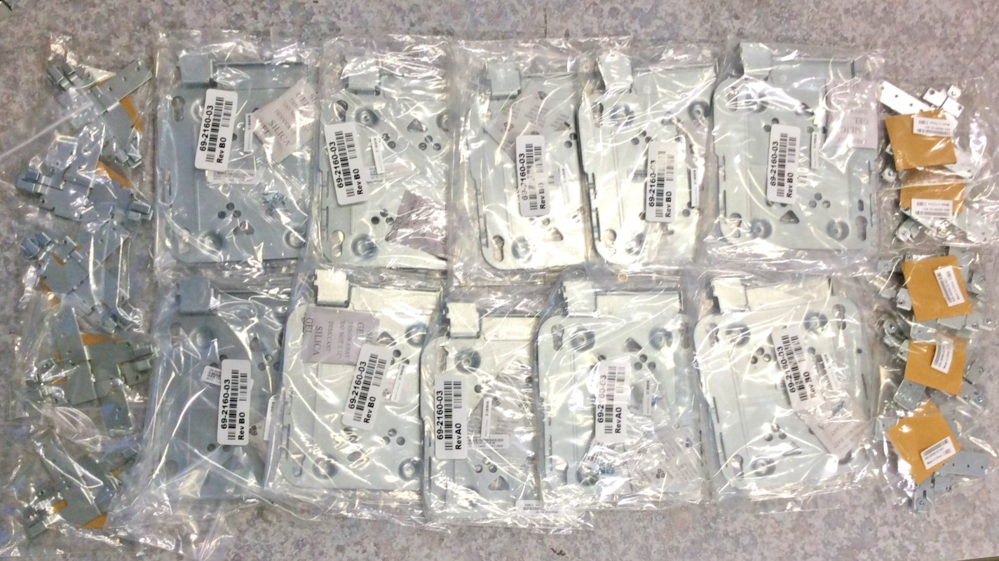 Lot 10 Brand New Cisco 69-2160-03 AIR-AP-BRACKET 800-26066-02 Ap-T-Rail-R+Screws