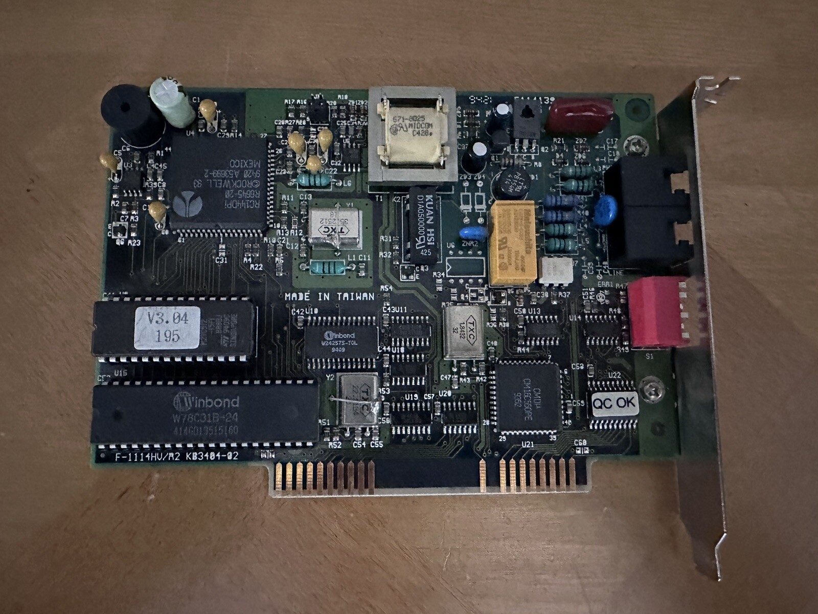 modem, ISA, F-1114HV/R2, 50602309 GVC Technologies.