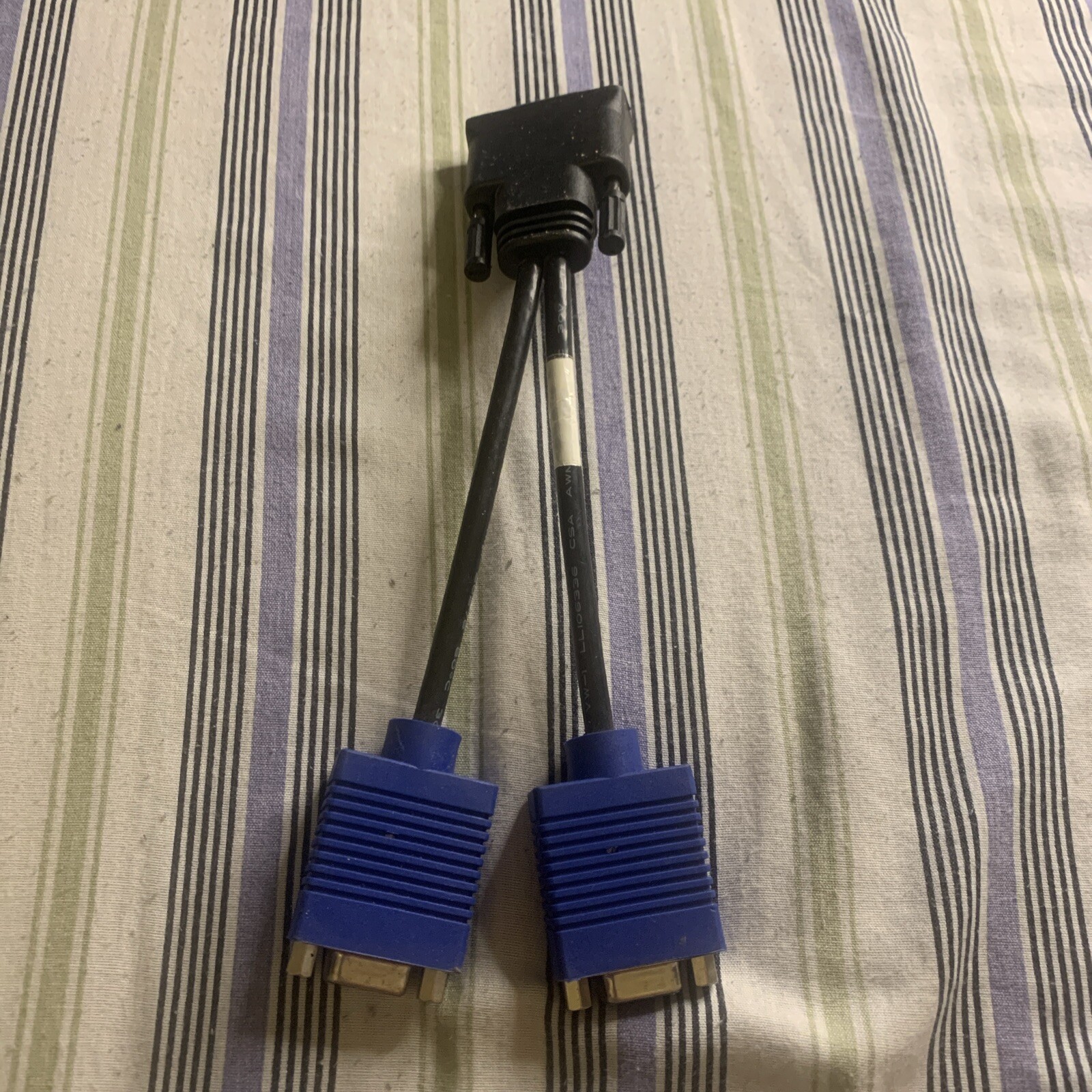 Dell G9438 Molex LFH Dual VGA Video Monitor Splitter Y Cable