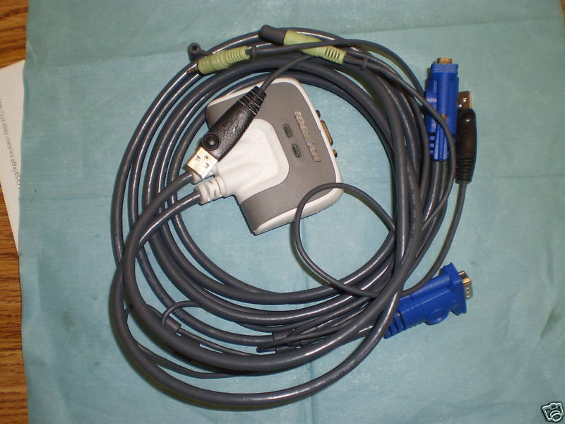 IoGear Model: GCS632U KVM Switch 
