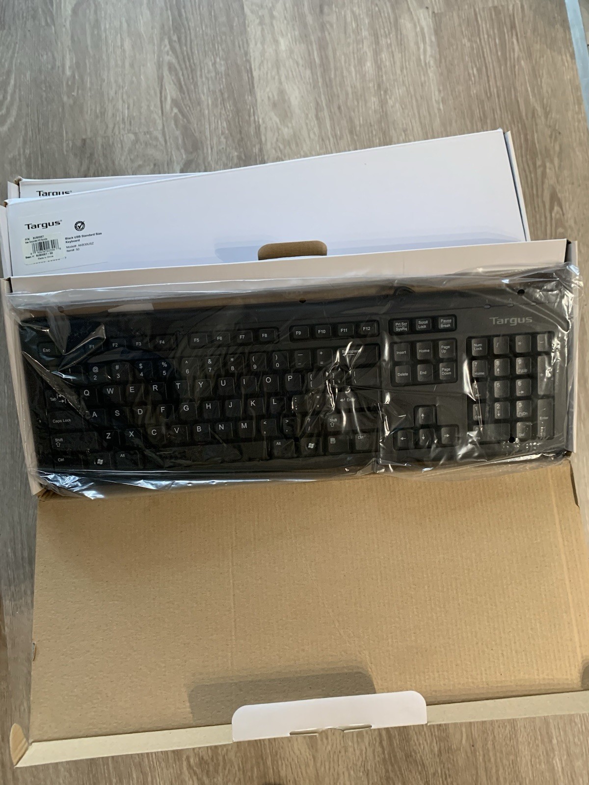 Lot of 24 Targus USB Wired Keyboards – Bulk Sale for Office, School, Resale