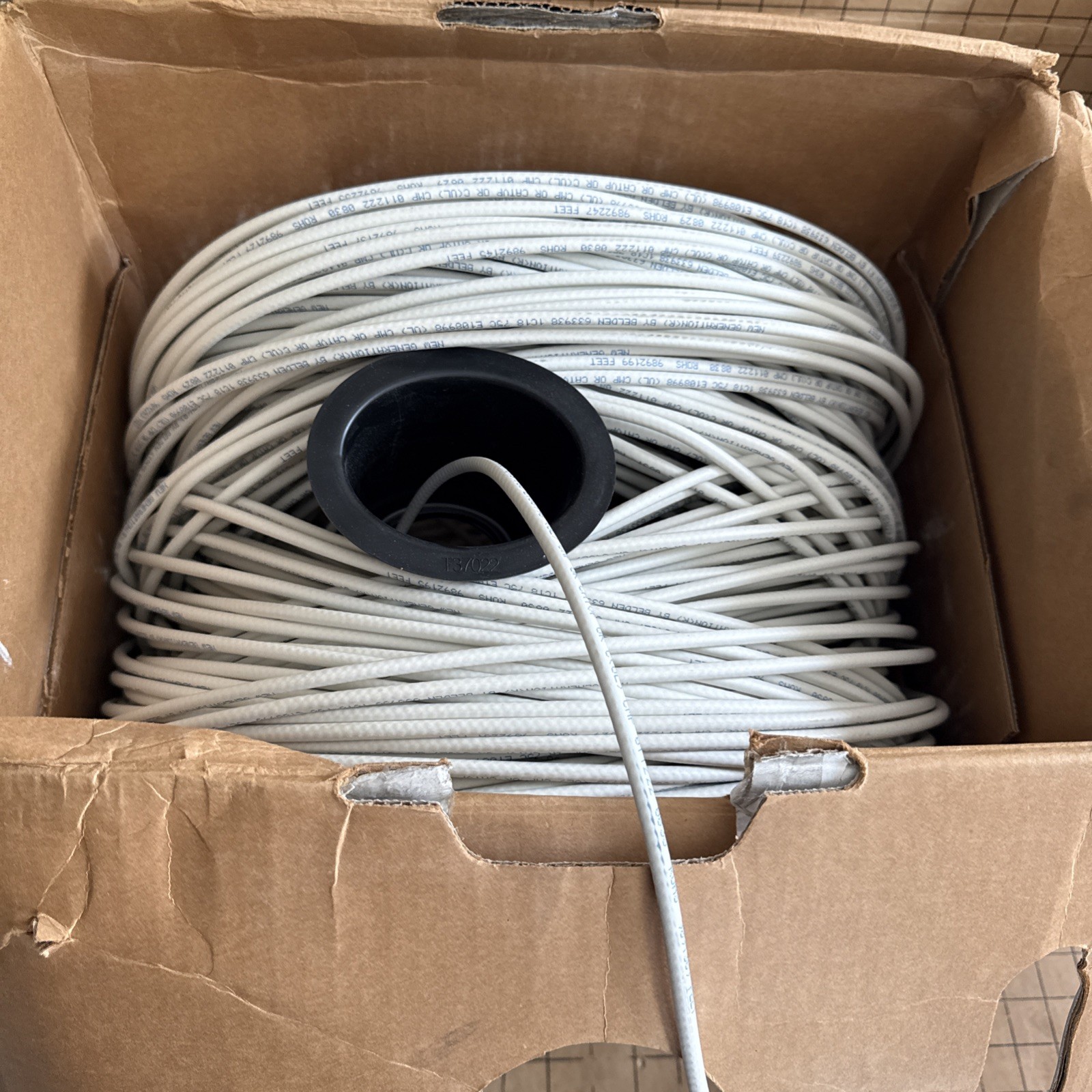 Belden 633938 009 White Cable - Bulk LIGHTLY USED