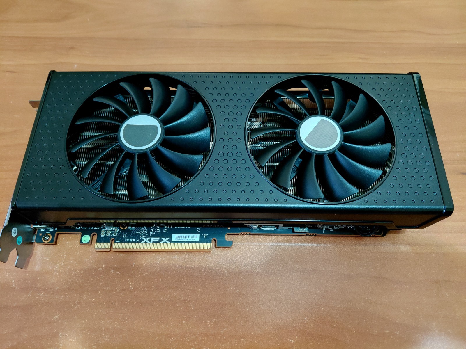 XFX AMD Radeon RX 7700 (NON-XT) 16GB GDDR6 Graphics Card GPU