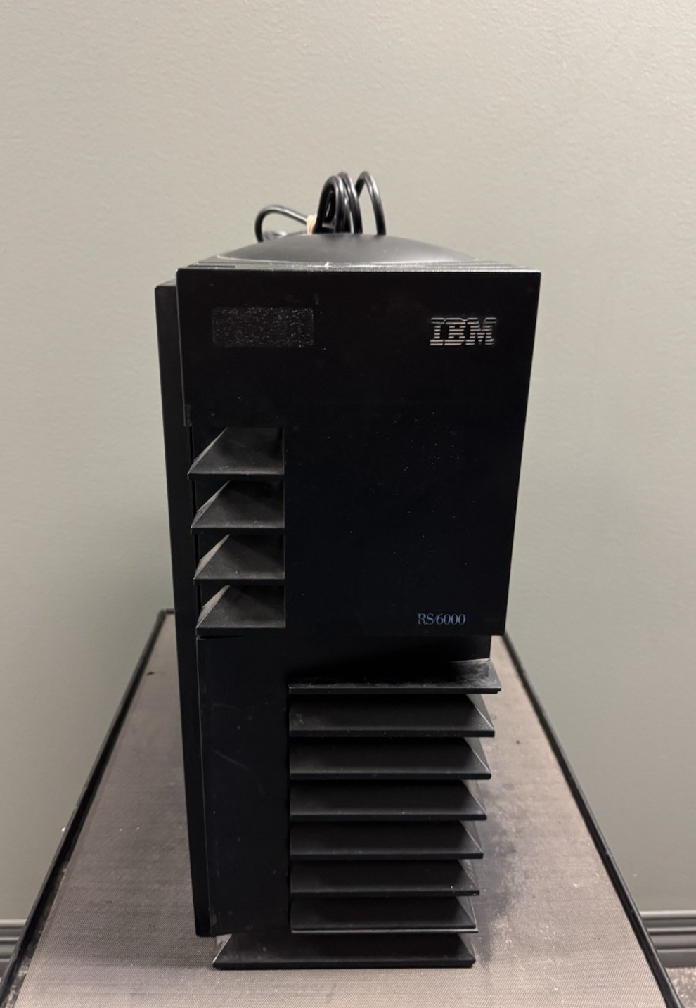 IBM RS/6000 44P Model 170 Server PowerPC 333MHz 4x 256MB No HDD #9