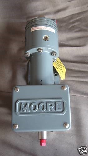 Moore Pneumatic Pressure Transmitter 173S  0-60 psi