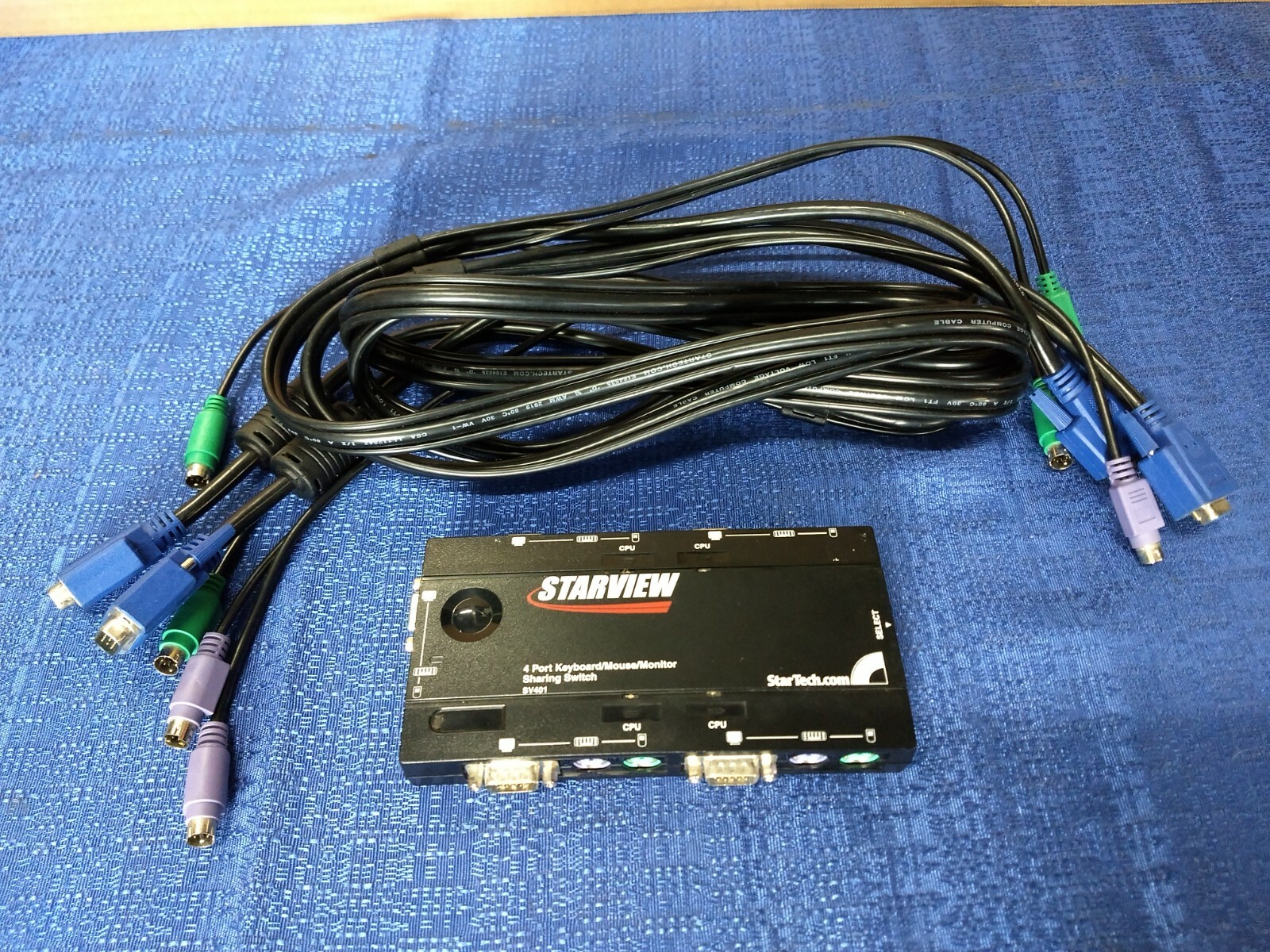 StarTech Starview CS-14 4 Port KVM Sharing Switch w/ Two PS/2 KVM Cables