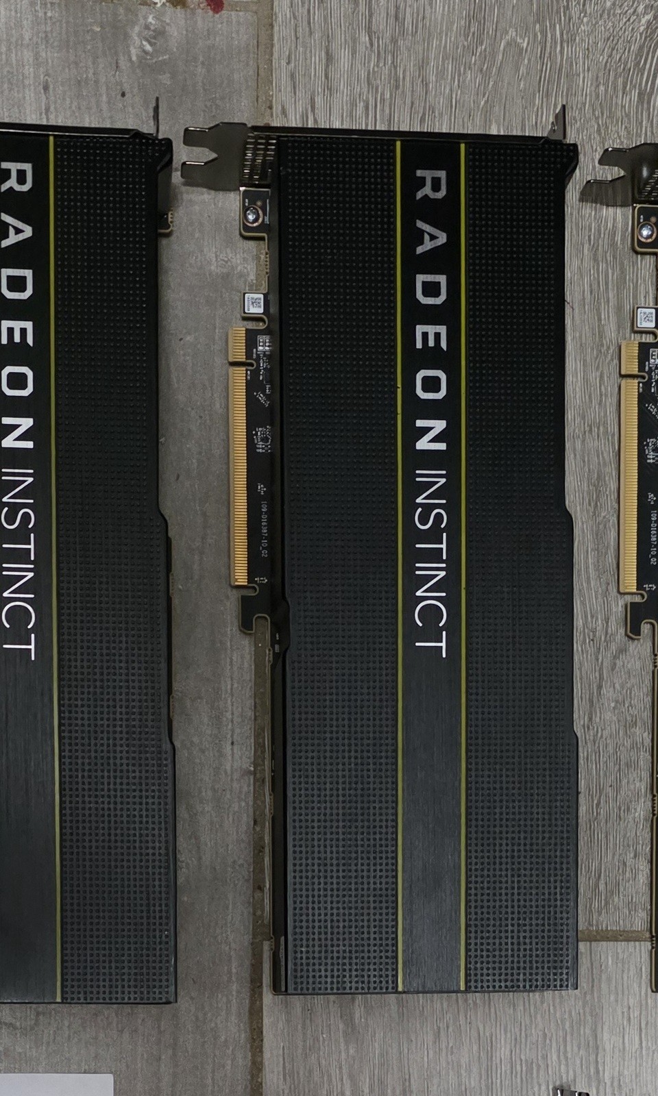 AMD Radeon Instinct MI50 16GB HBM2 PCIe GPU Accelerator AI ROCm HPC