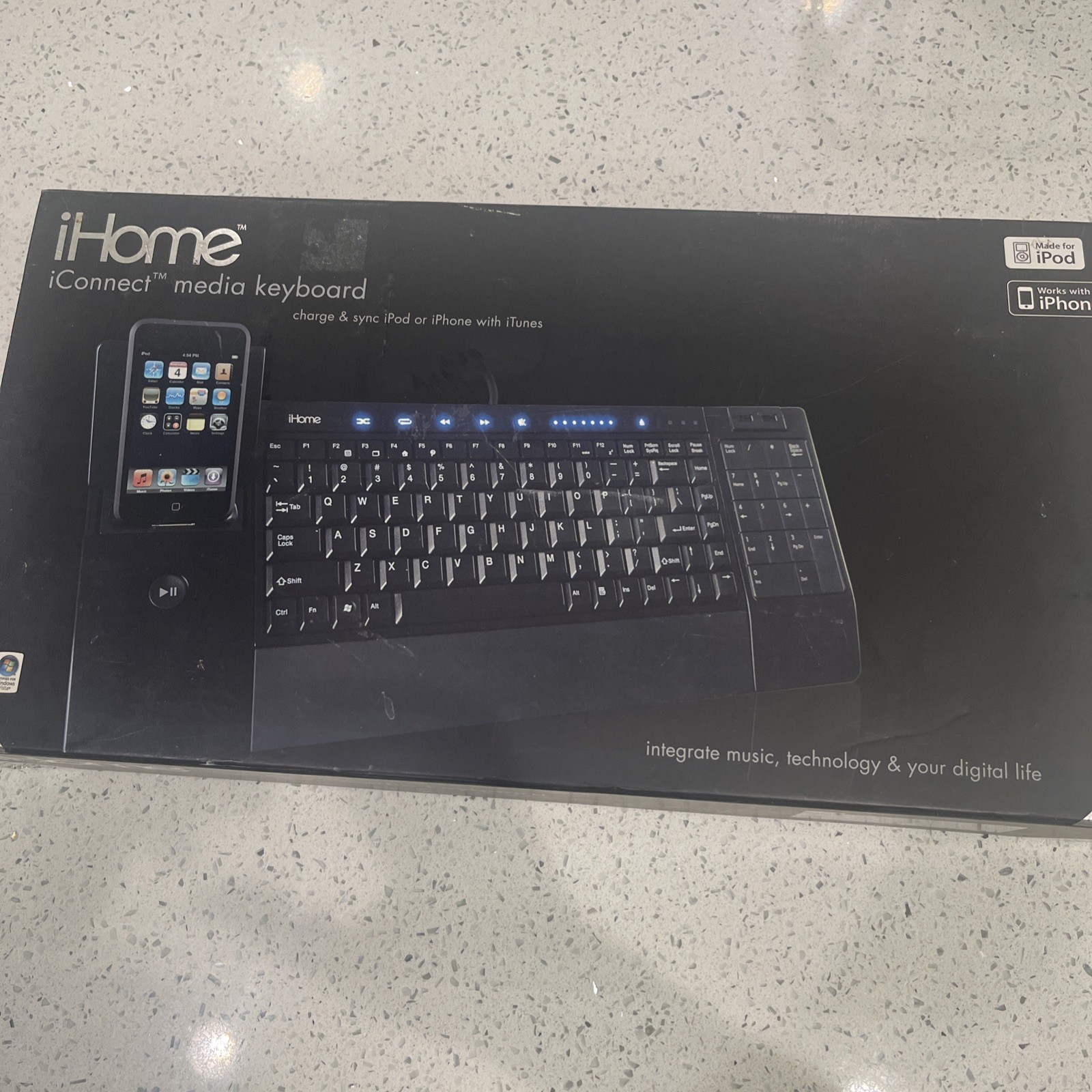 iHome iConnect Media Keyboard   - Charge & Sync iPod, iPhone, iTunes
