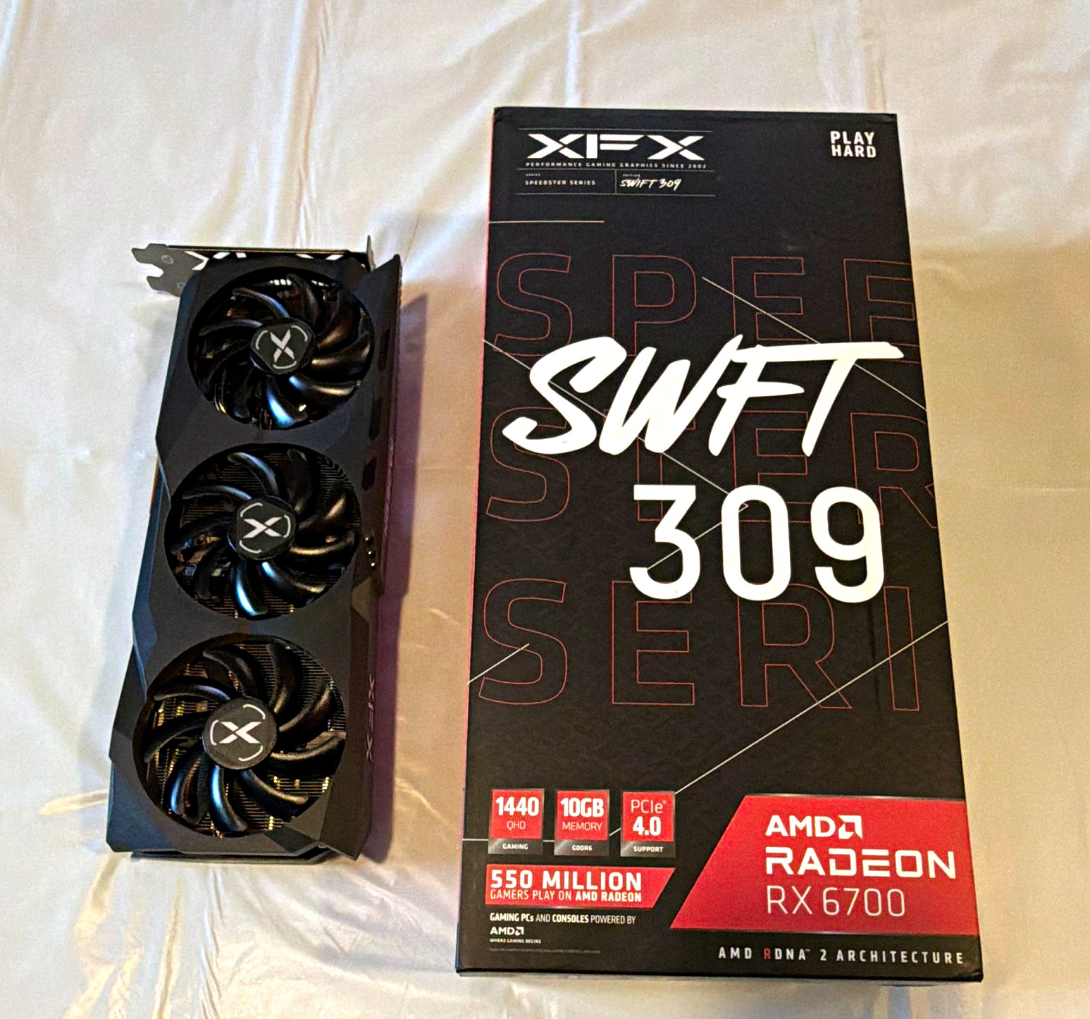 XFX Speedster SWFT 309 Radeon RX 6700 10GB GDDR6 PCIe 4.0 HDMI/DP