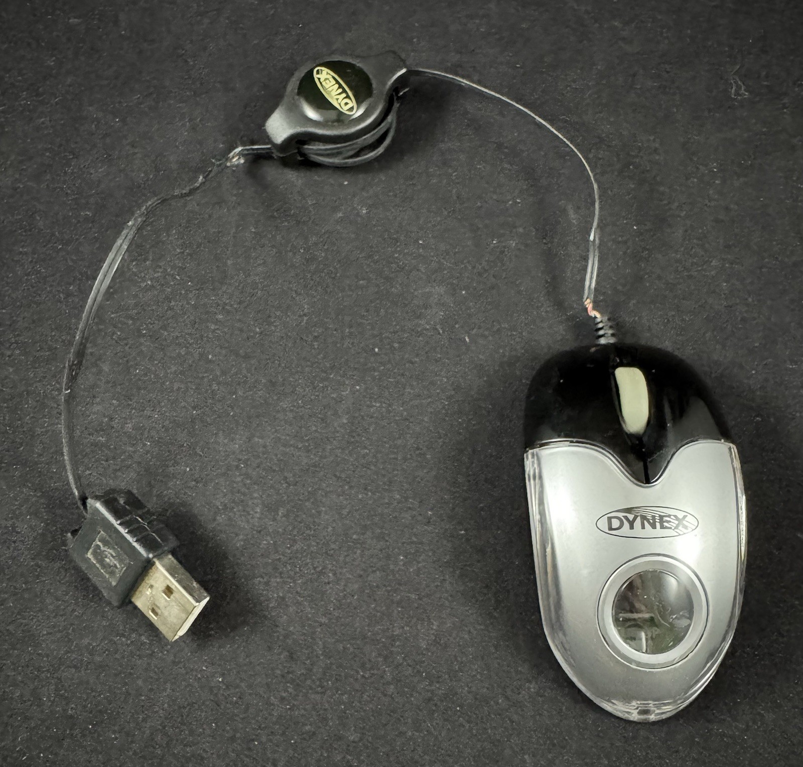 Dynex DX-OM20 USB Optical Mini Mouse