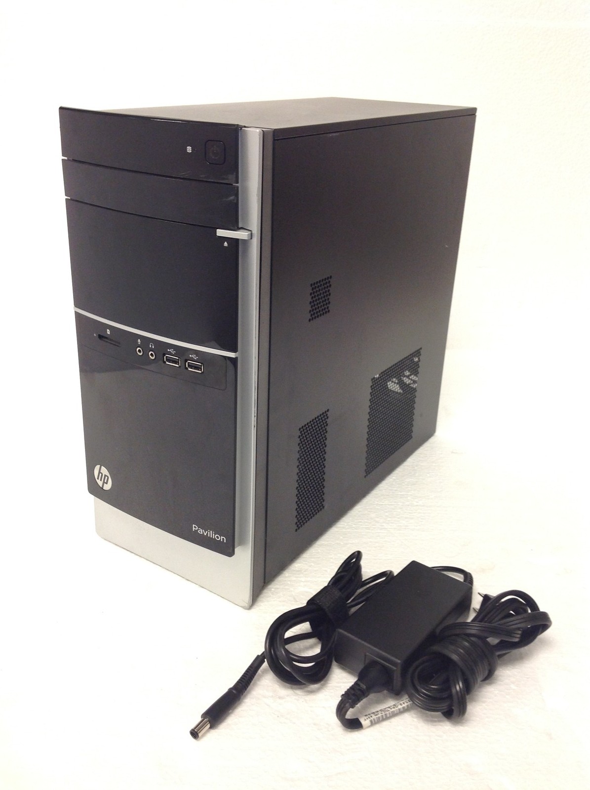 HP Pavilion 500-424 AMD A8-6410 2.00GHz Computer w/Adapter,8GB RAM,DVDRW, No HDD