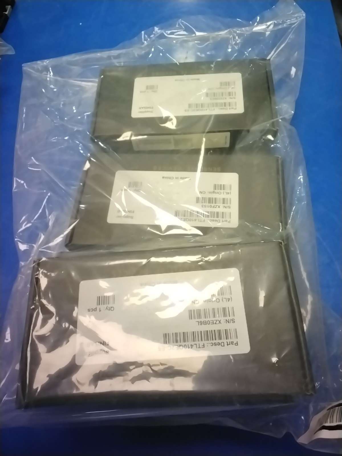 Finisar FTL410QE2C-E5 Optical Transceiver 1188537 Rev A
