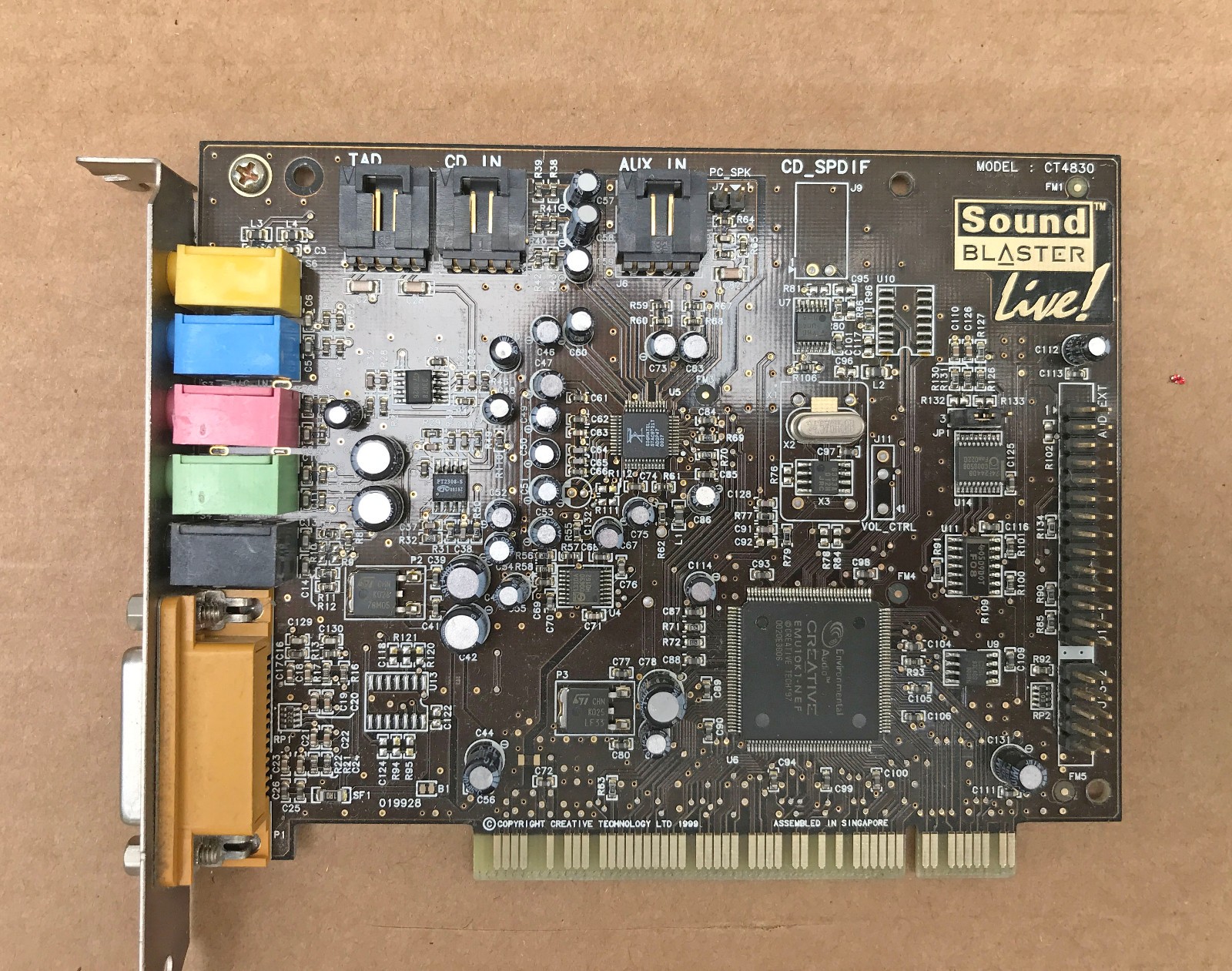 Creative® Sound Blaster™ Live PCI (CT4830) Sound Card