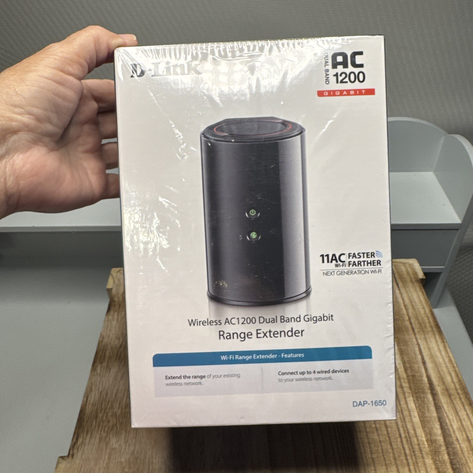 D-Link Wireless Range Extender AC1200 Dual Band Gigabit DAP-1650